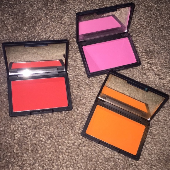 sleek scandalous blush